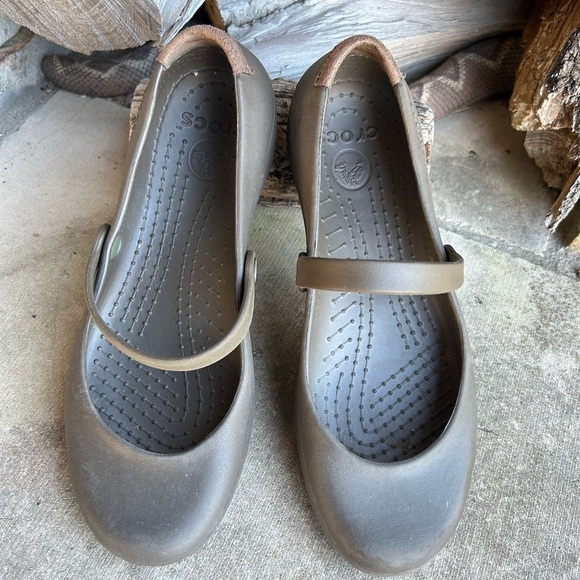 Crocs Brown Alice work brown ballet flat Mary Jane women’s slip on shoes Sz-6. G - Picture 2 of 9